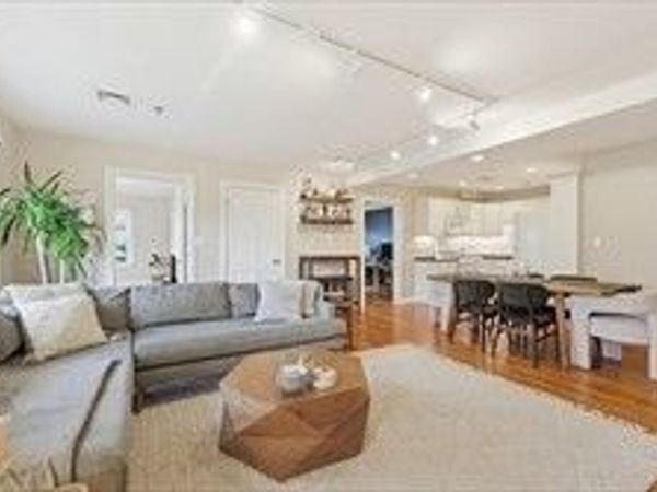 12 Benton St, Unit 4, Stoneham, MA 02180