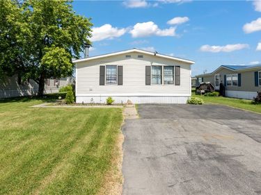 29 Chestnut Drive, Hamlin, NY 14464