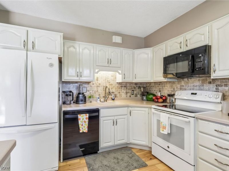 1797 Sandgate Road, Madison, OH 44057 Photo 18