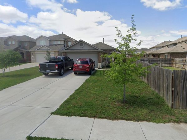104 Schuster CT , Georgetown, TX 78626