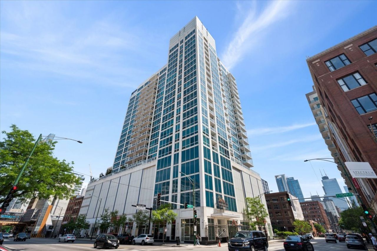 757 N Orleans Street , Unit 908, Chicago, IL 60654 Main Photo