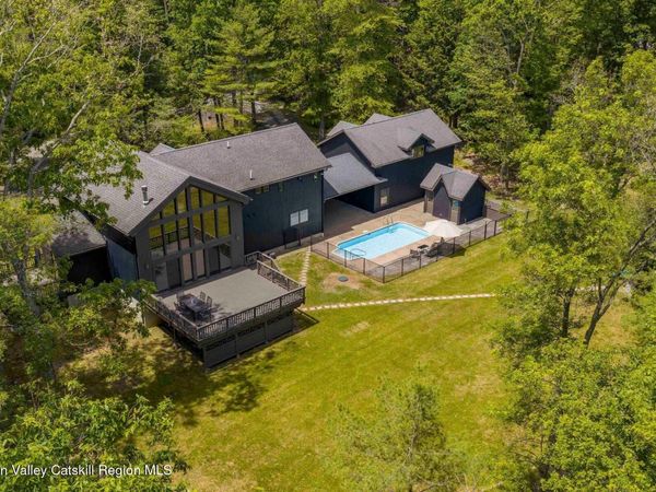 56 Lauren Court, Woodstock, NY 12498