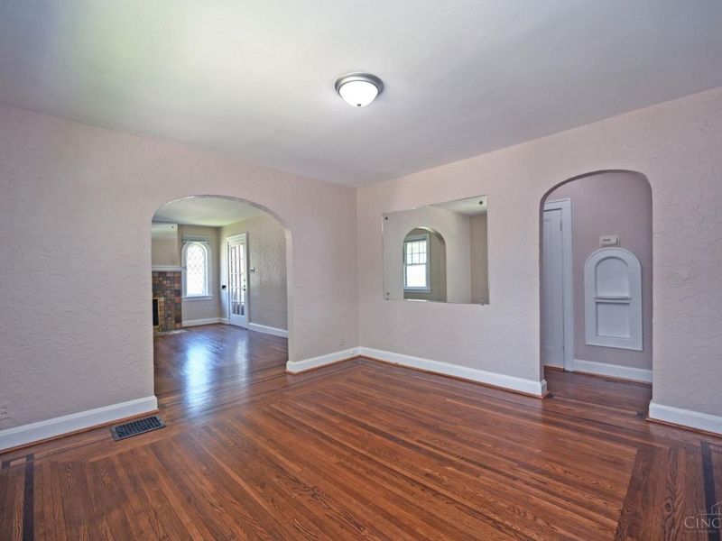 3955 Ardmore Avenue, Cincinnati, OH 45229 Photo 12
