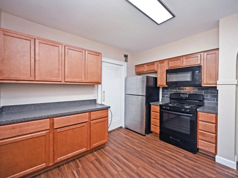 3955 Ardmore Avenue, Cincinnati, OH 45229 Photo 16