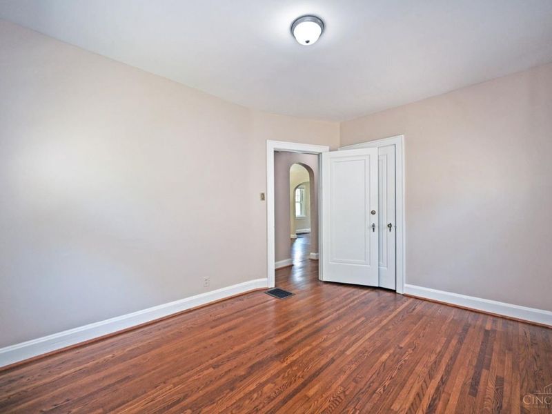 3955 Ardmore Avenue, Cincinnati, OH 45229 Photo 24