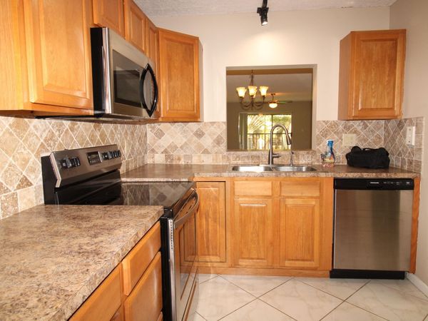 2955 SW 22nd Avenue, Unit 2080, Delray Beach, FL 33445