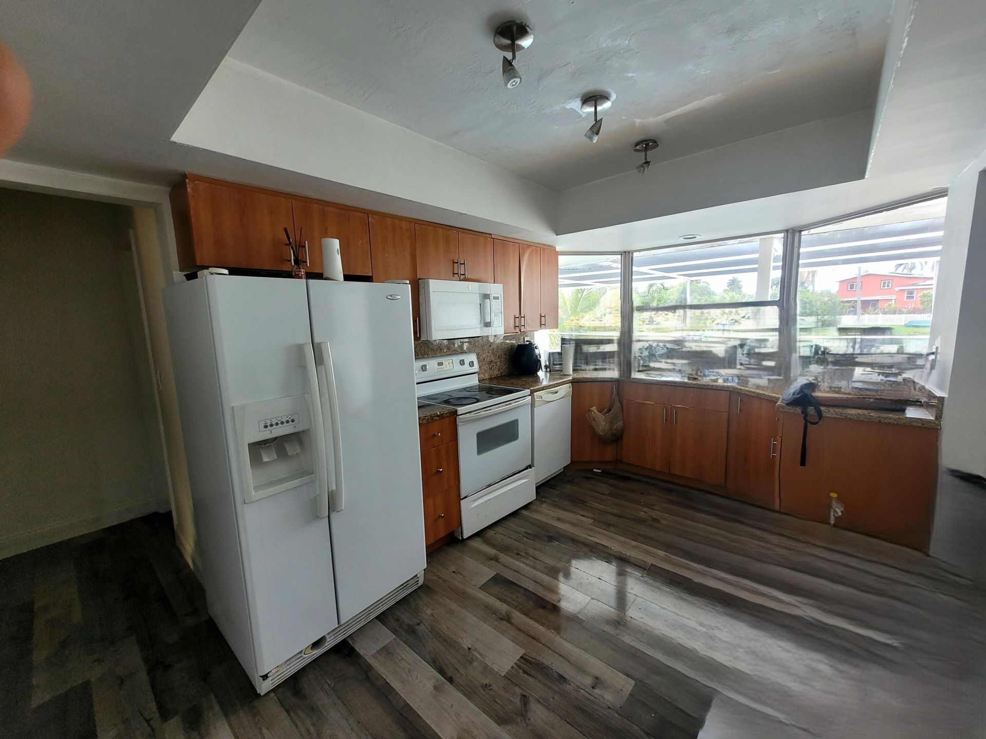 6641 Emerald Lake Drive, Miramar, FL 33023 Photo