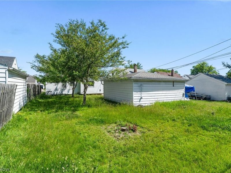 13410 Hathaway Road, Garfield Heights, OH 44125 Photo 24