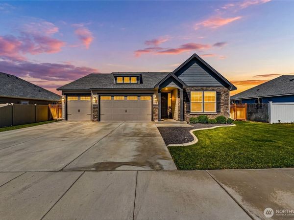 1001 Redmond Avenue , Quincy, WA 98848