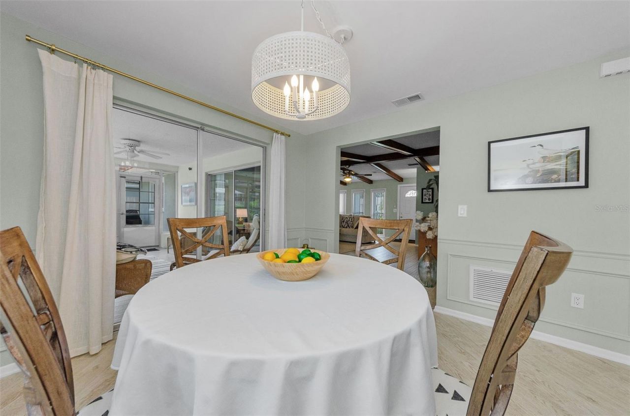 1525 Ruth Road , Dunedin, FL 34698 Photo