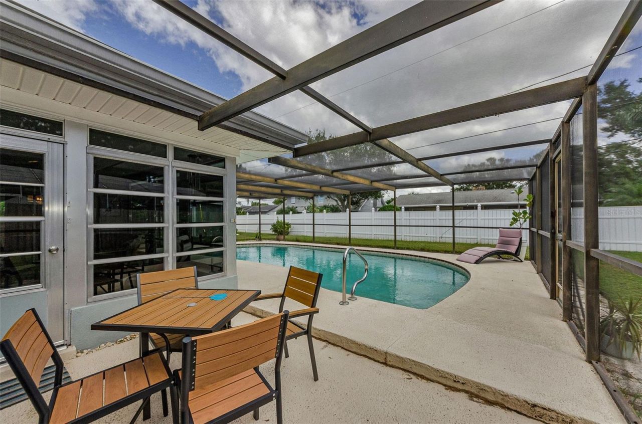 1525 Ruth Road , Dunedin, FL 34698 Photo