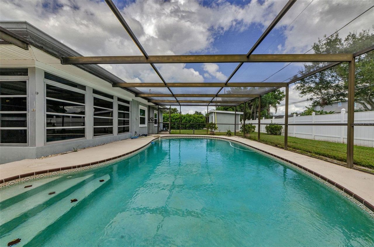 1525 Ruth Road , Dunedin, FL 34698 Photo