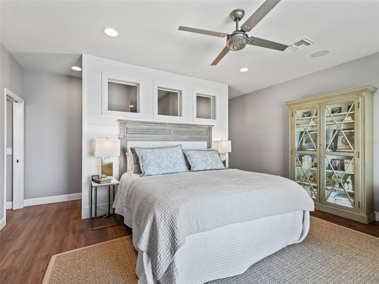 12943 SE Sunset Harbor Road, Weirsdale, FL 32195 Photo