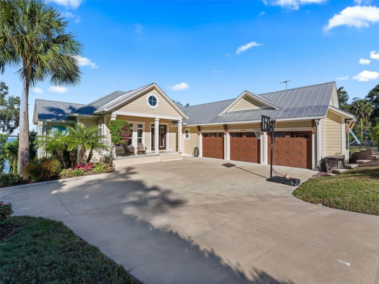 12943 SE Sunset Harbor Road, Weirsdale, FL 32195 Photo