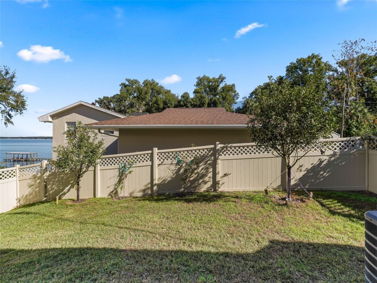 12943 SE Sunset Harbor Road, Weirsdale, FL 32195 Photo