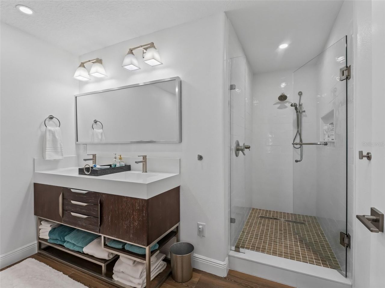 12943 SE Sunset Harbor Road, Weirsdale, FL 32195 Photo