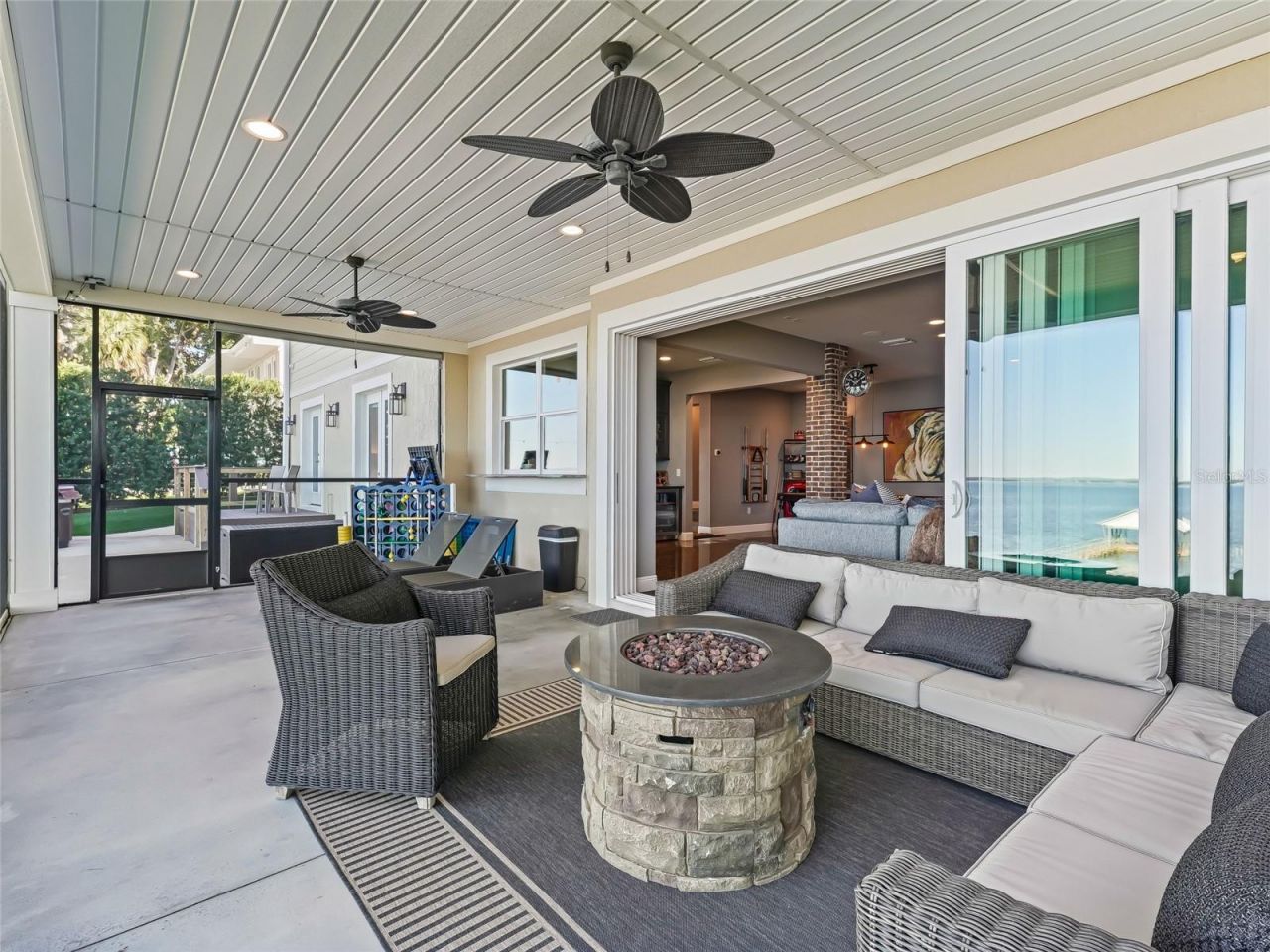 12943 SE Sunset Harbor Road, Weirsdale, FL 32195 Photo