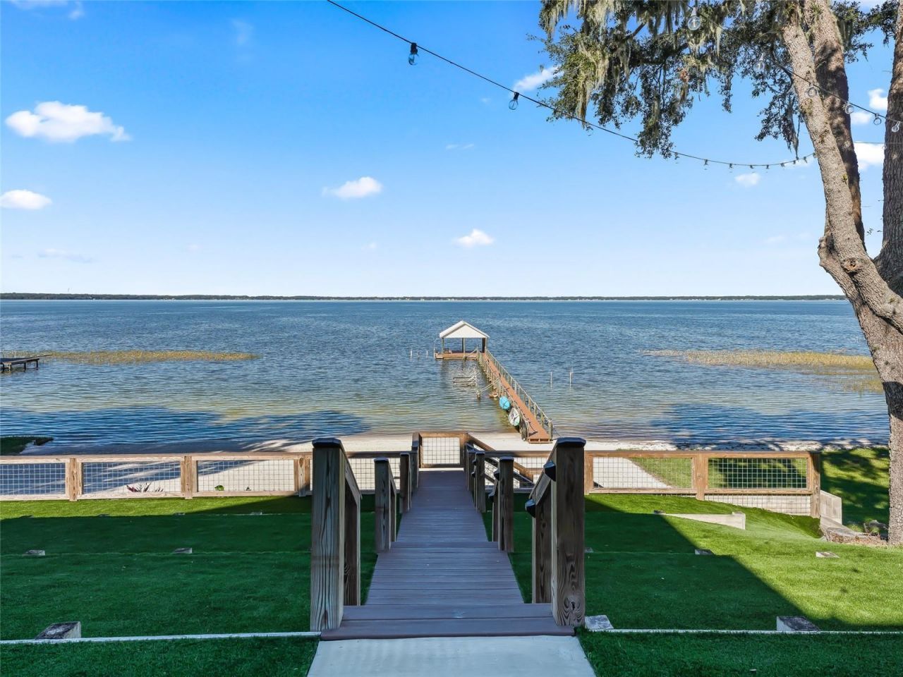 12943 SE Sunset Harbor Road, Weirsdale, FL 32195 Photo