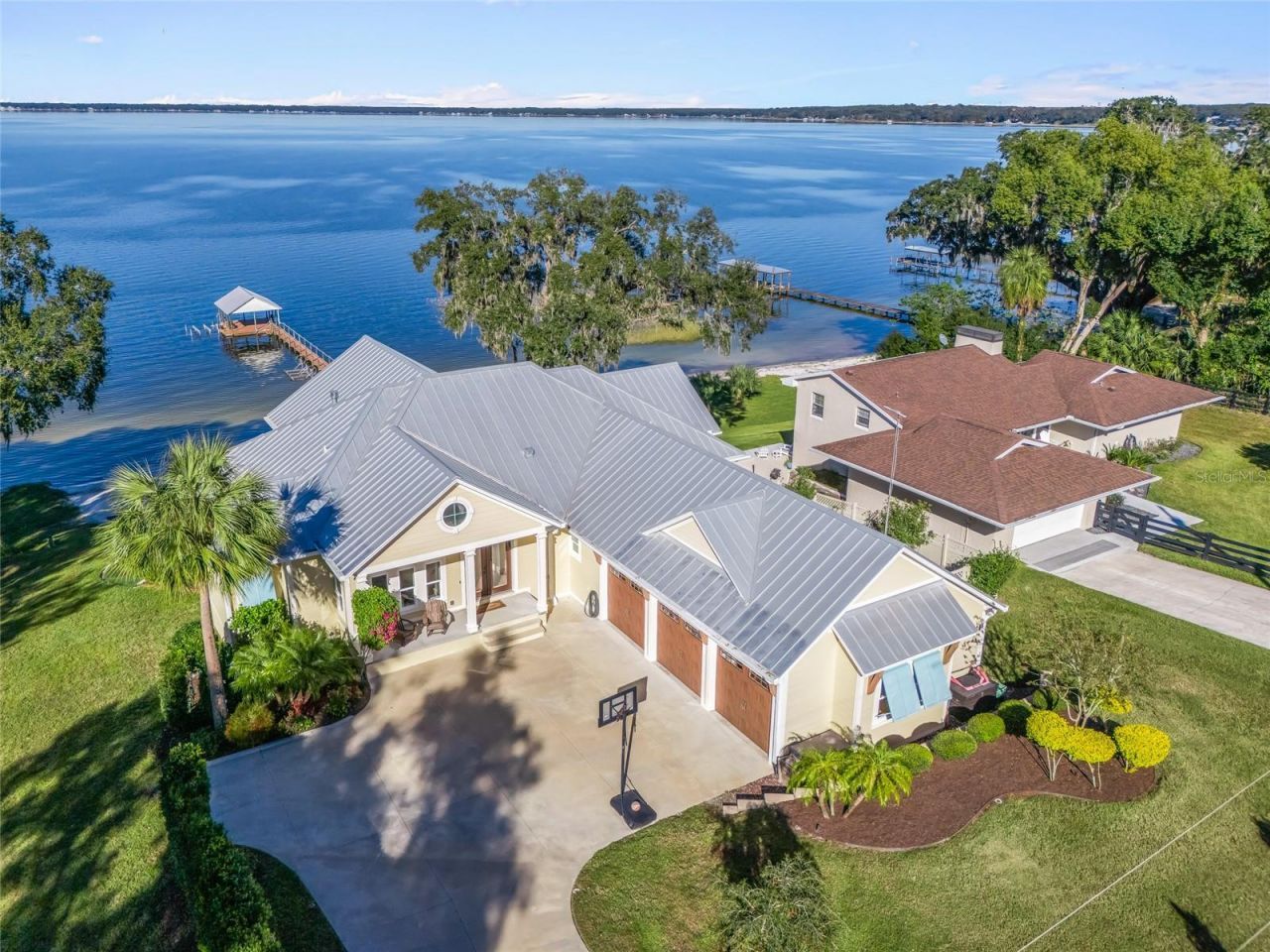 12943 SE Sunset Harbor Road, Weirsdale, FL 32195 Photo