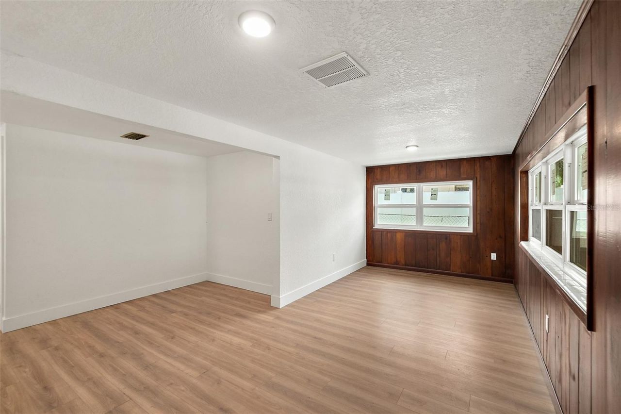 607 Wayne Avenue , New Smyrna Beach, FL 32168 Photo