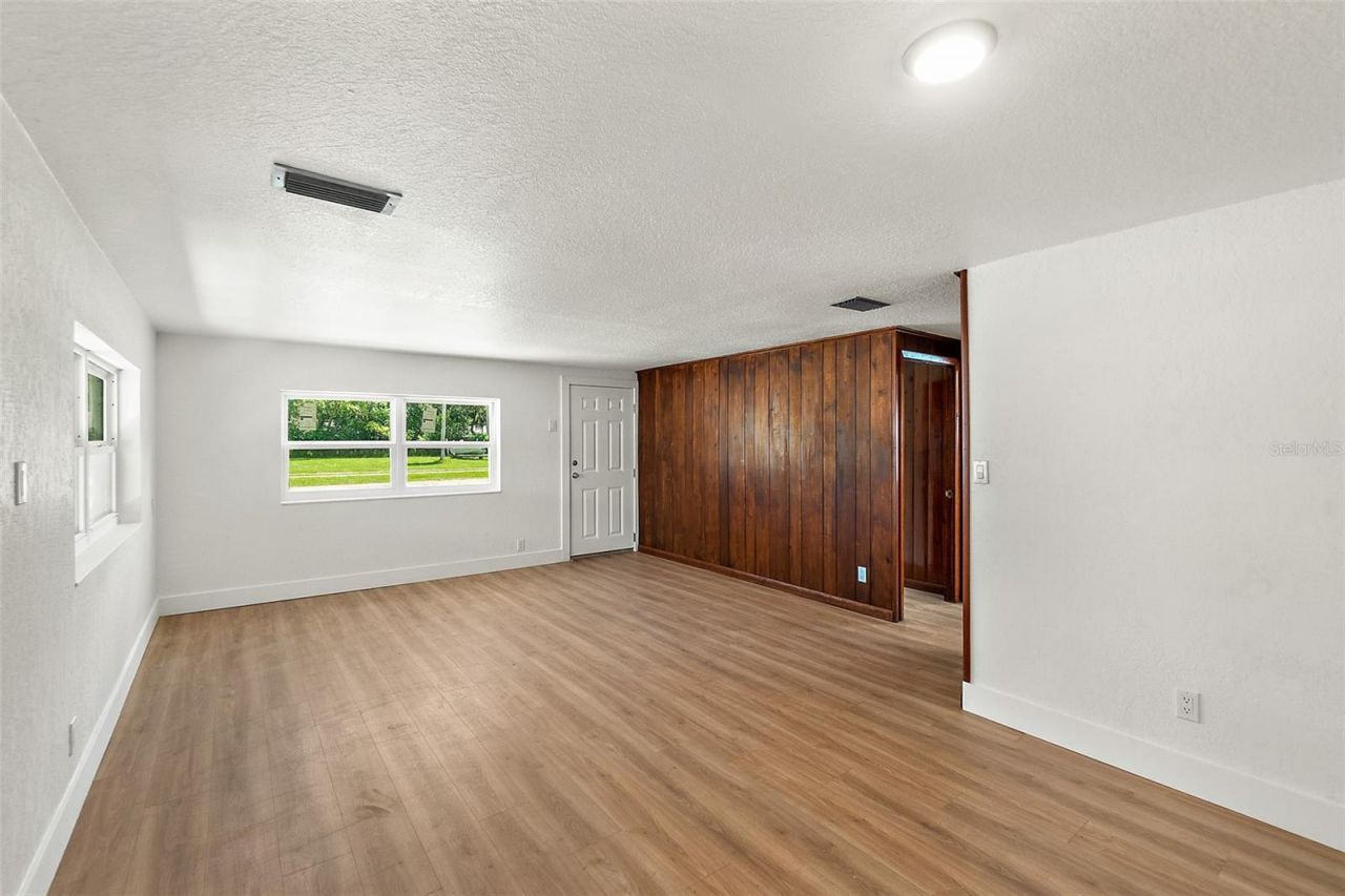 607 Wayne Avenue , New Smyrna Beach, FL 32168 Photo