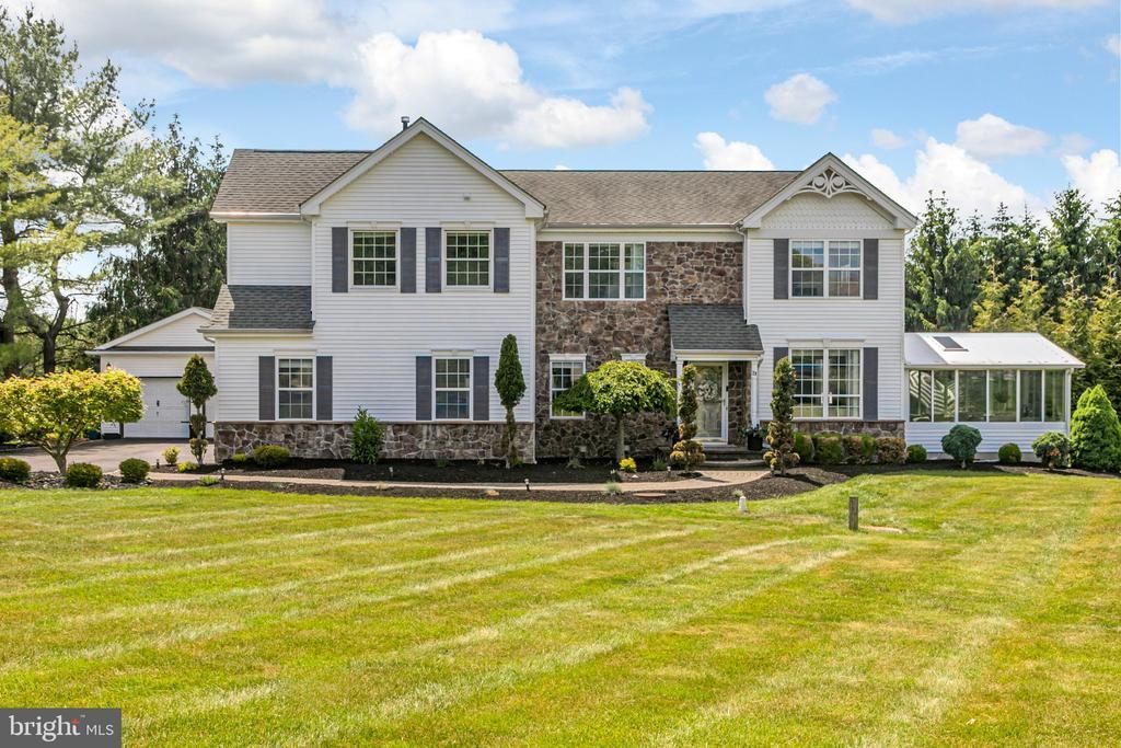 29 Sutphin Road, Flemington, NJ 08822 Main Photo