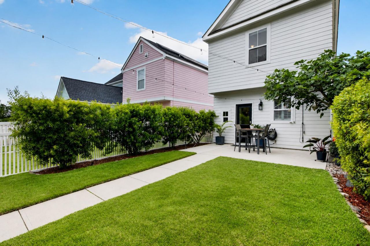 404 Forsythia Avenue Photo 38
