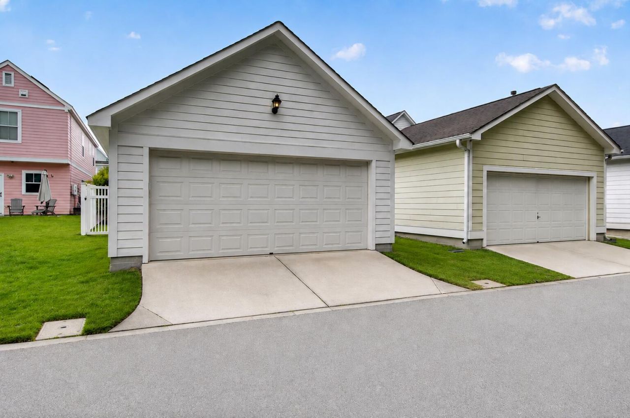 404 Forsythia Avenue Photo 39