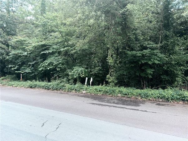 2884 Redwine Road , Atlanta, GA 30344