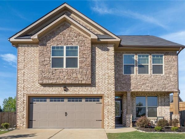 1740 Middle Brook Drive , Conyers, GA 30012
