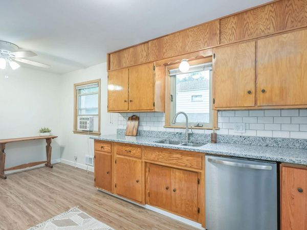 1155 4th Street E, Saint Paul, MN 55106