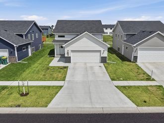 6321 Saint Ann Avenue Horace, ND 58047