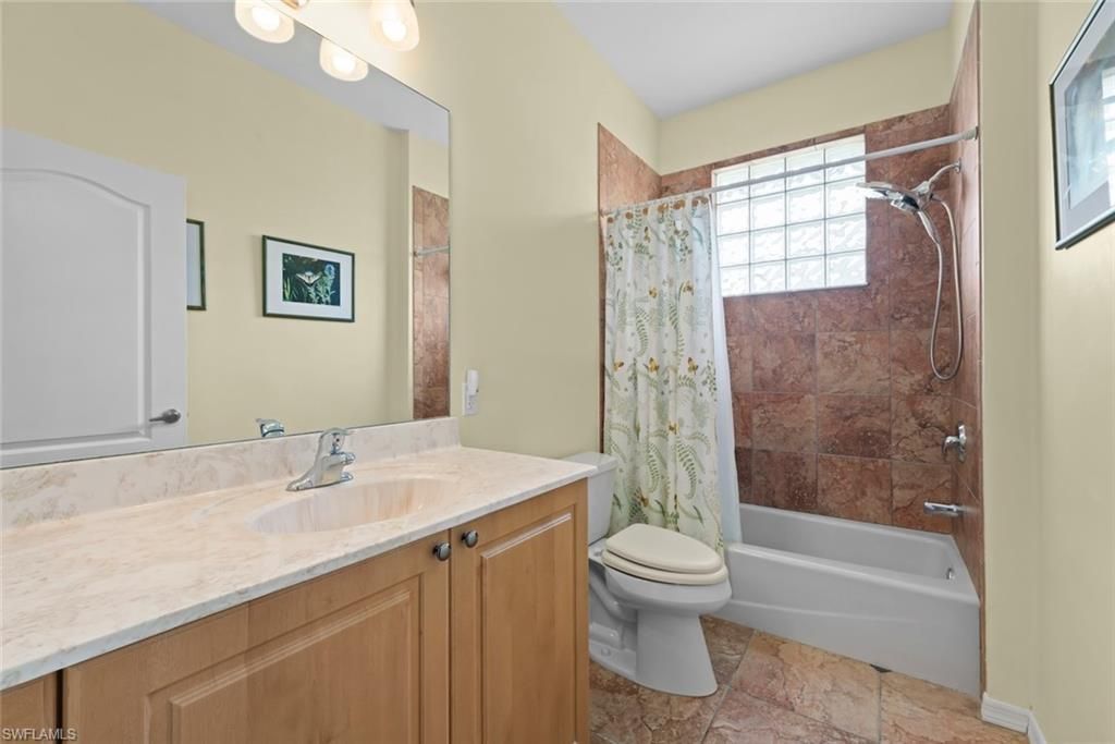 20024 Lake Vista Cir, Lehigh Acres, FL 33936 Photo