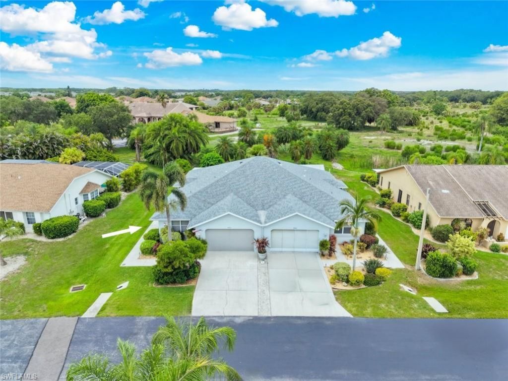 20024 Lake Vista Cir, Lehigh Acres, FL 33936 Photo