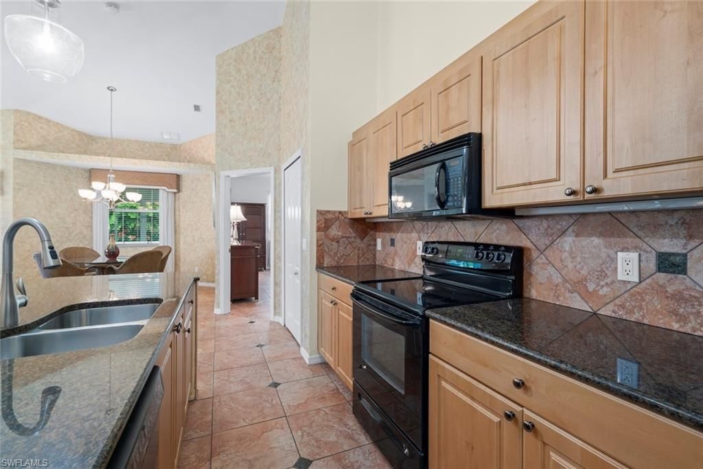 20024 Lake Vista Cir, Lehigh Acres, FL 33936 Photo