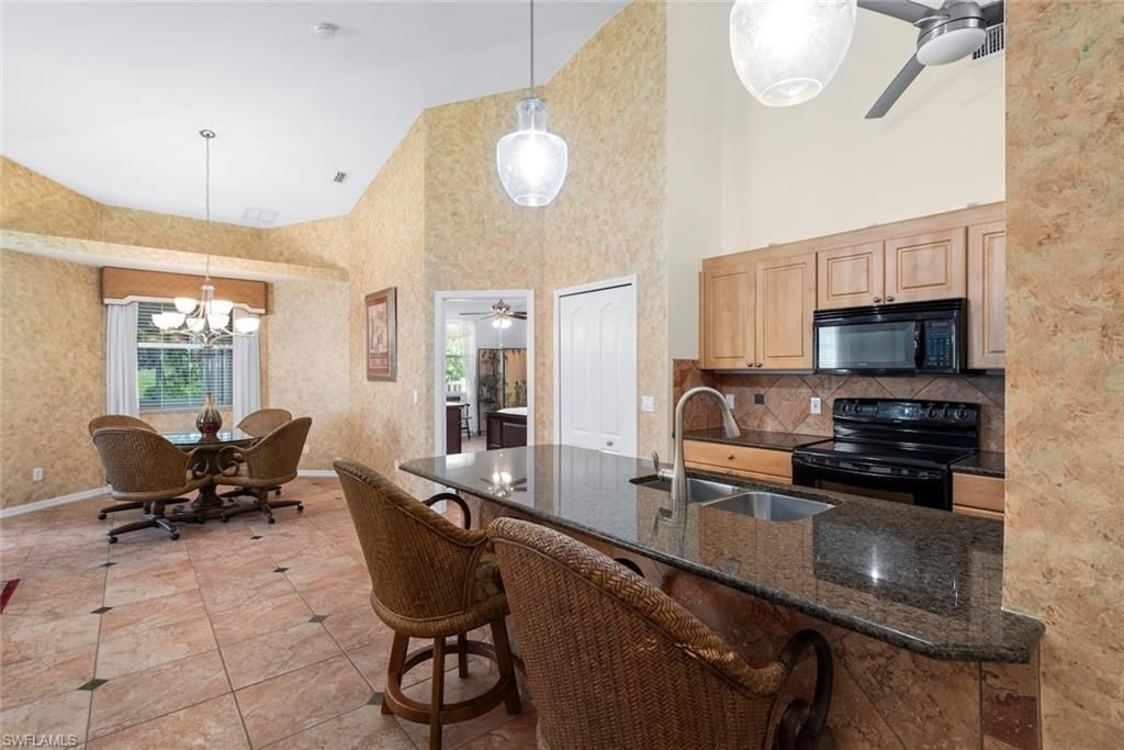 20024 Lake Vista Cir, Lehigh Acres, FL 33936 Photo