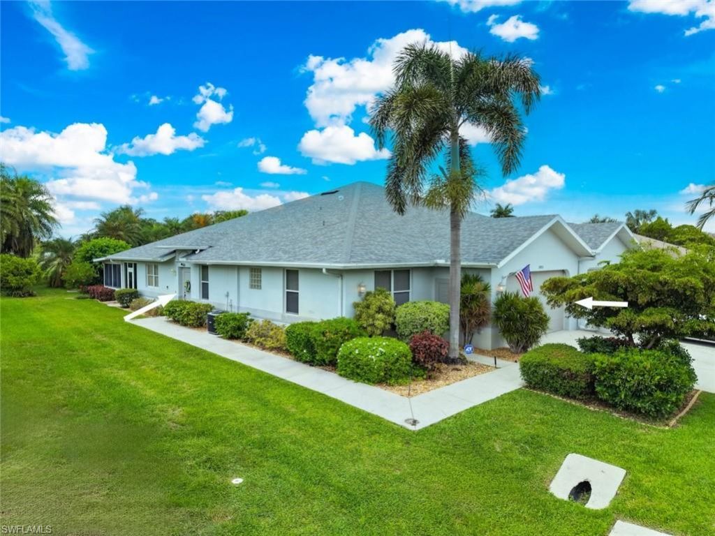 20024 Lake Vista Cir, Lehigh Acres, FL 33936 Photo