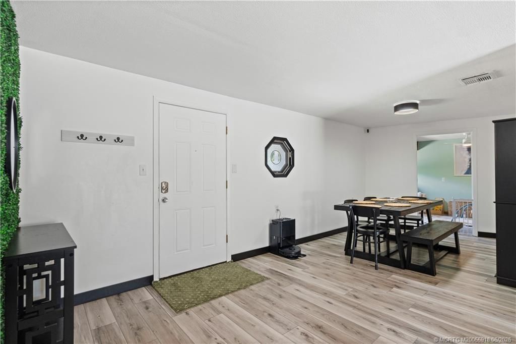 2495 NE Hickory Avenue, Jensen Beach, FL 34957 Photo