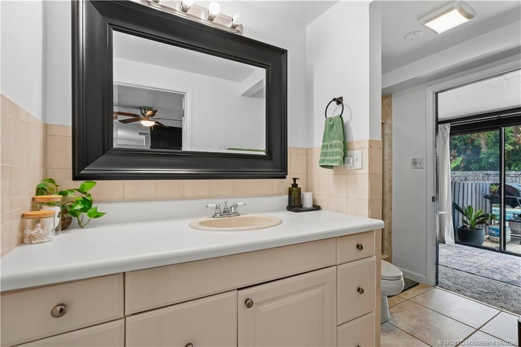 2495 NE Hickory Avenue, Jensen Beach, FL 34957 Photo
