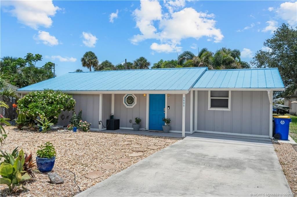 2495 NE Hickory Avenue, Jensen Beach, FL 34957 Photo