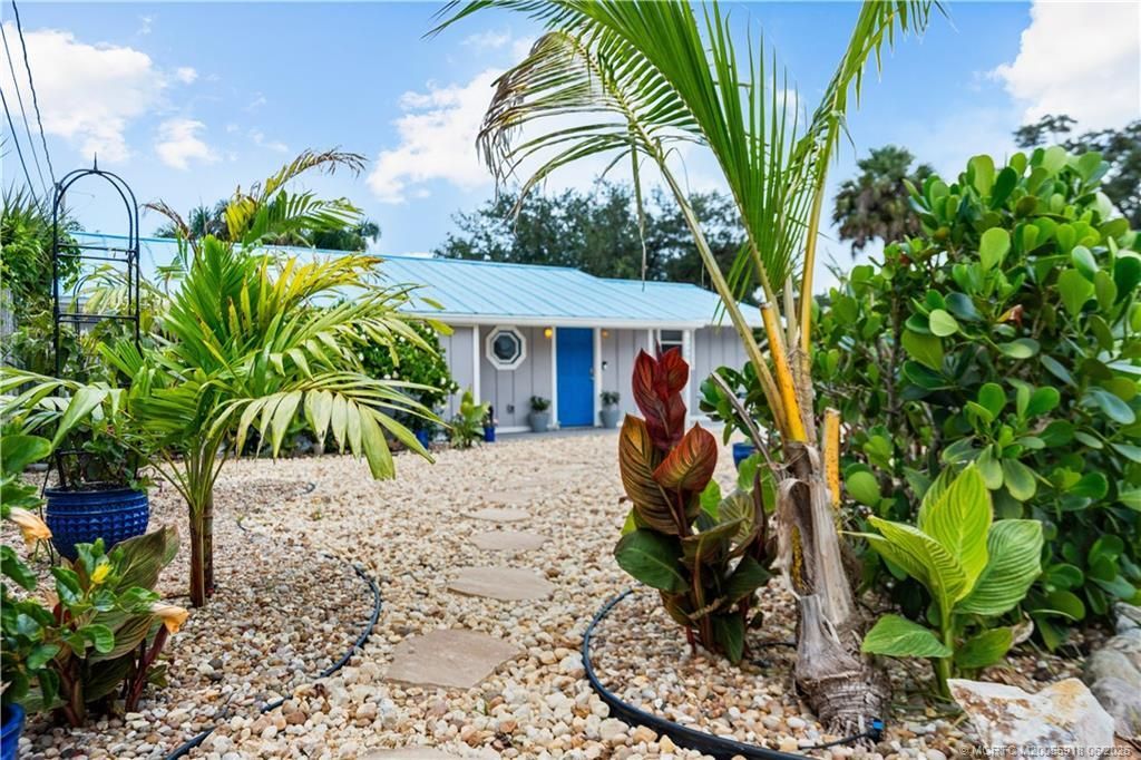 2495 NE Hickory Avenue, Jensen Beach, FL 34957 Photo