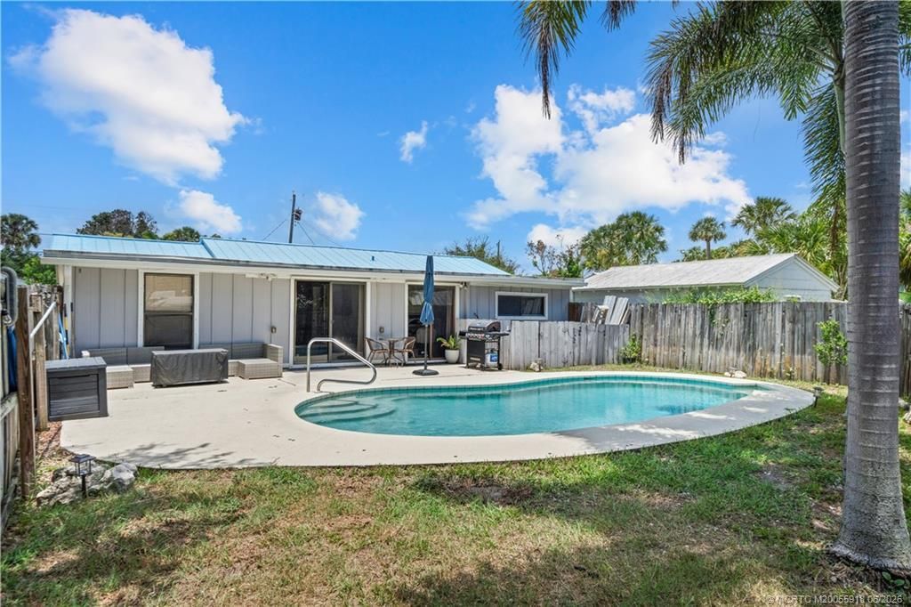 2495 NE Hickory Avenue, Jensen Beach, FL 34957 Photo