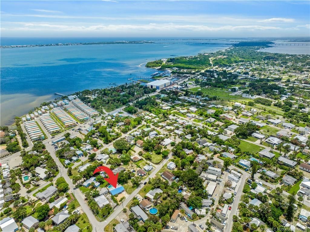 2495 NE Hickory Avenue, Jensen Beach, FL 34957 Photo