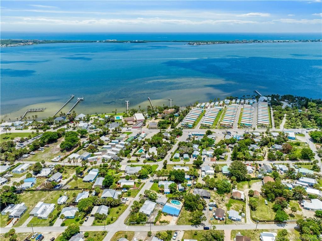 2495 NE Hickory Avenue, Jensen Beach, FL 34957 Photo