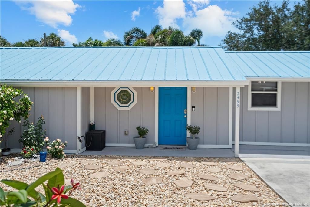 2495 NE Hickory Avenue, Jensen Beach, FL 34957 Photo