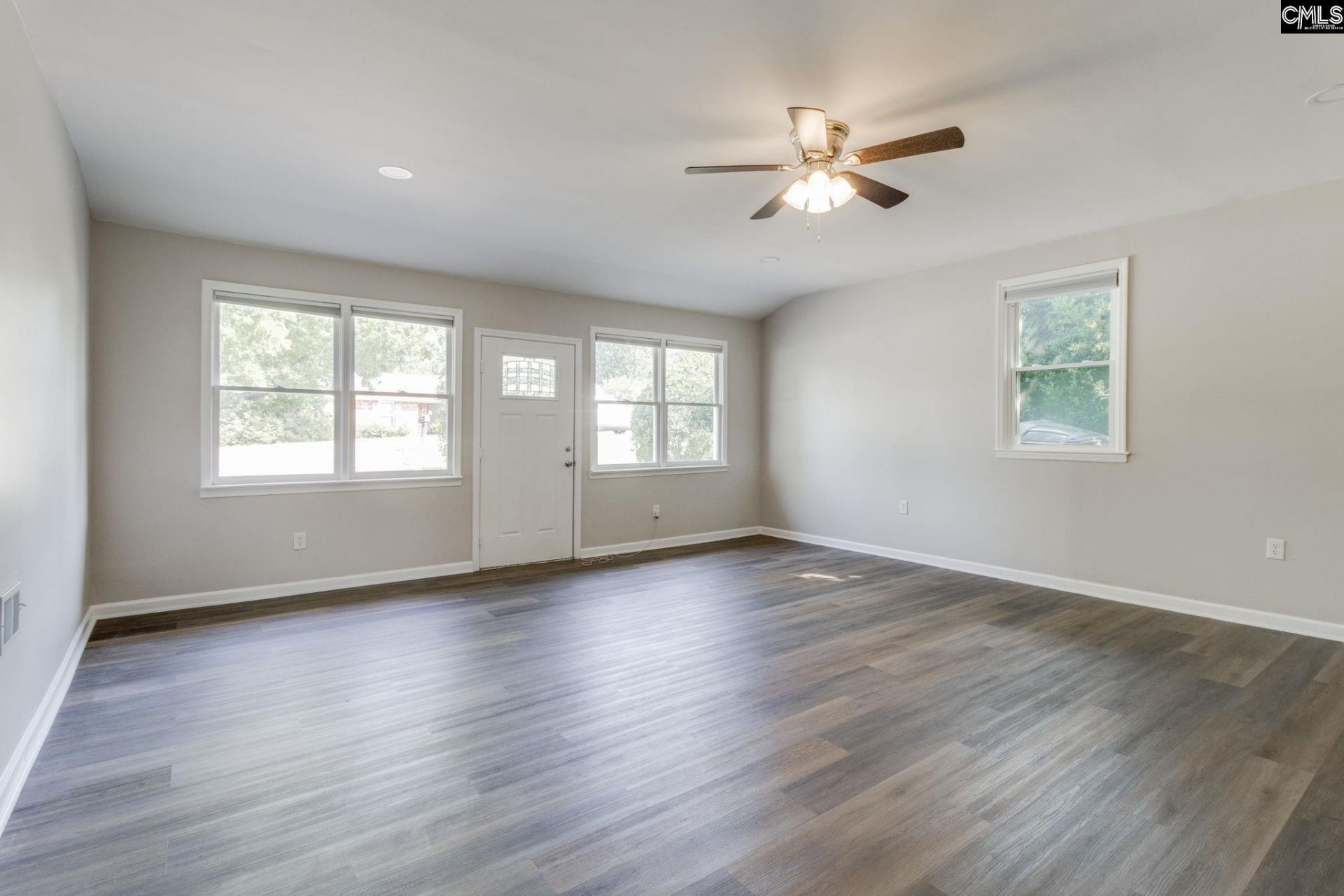 611 N Eden Drive Photo 17