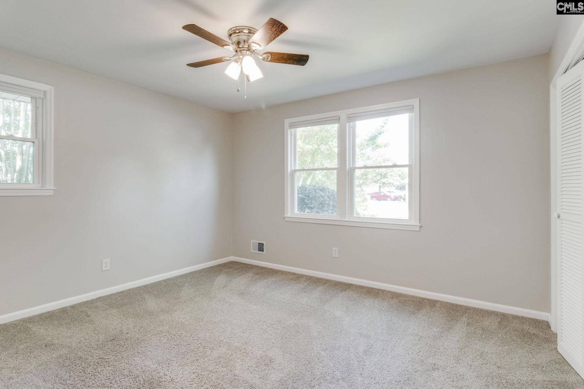 611 N Eden Drive Photo 27