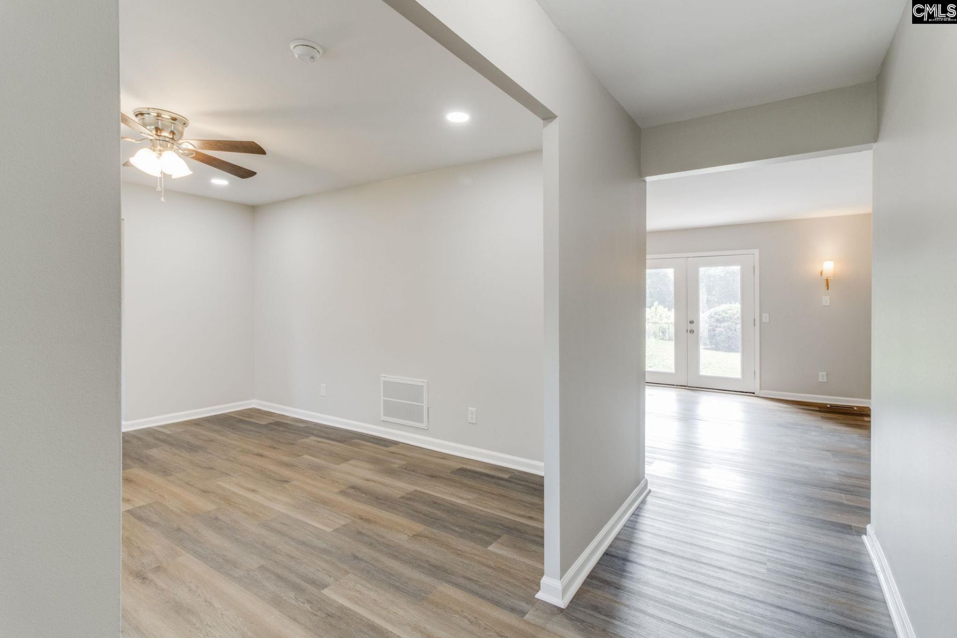 611 N Eden Drive Photo 4