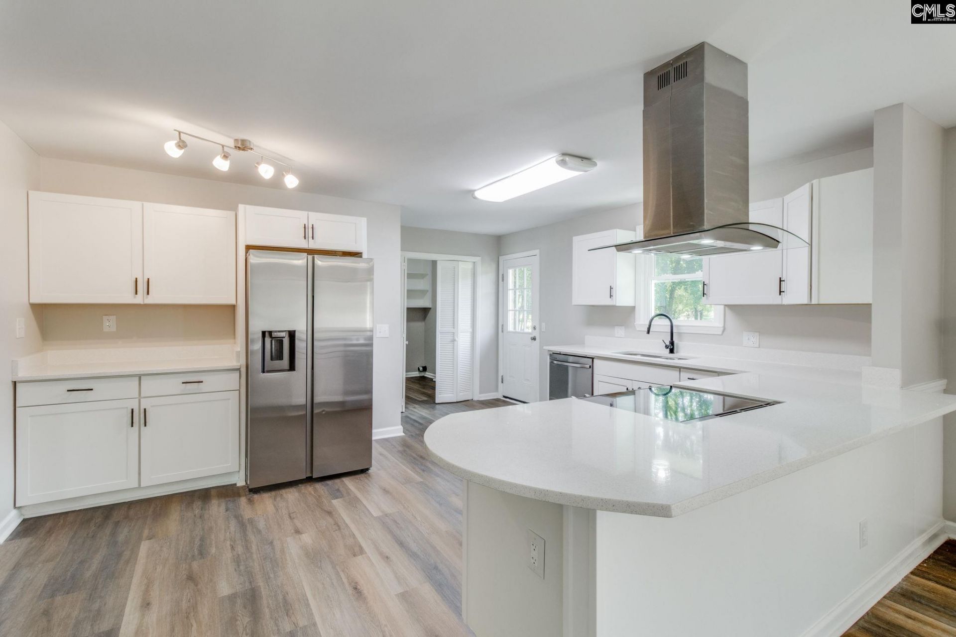 611 N Eden Drive Photo 9