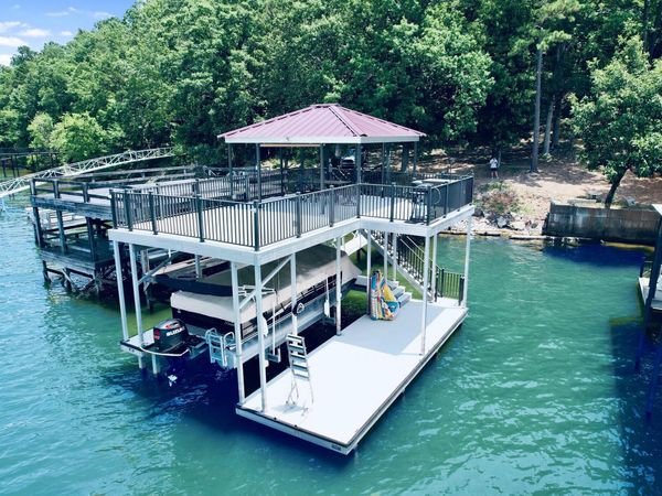 165 Huckleberry Ln., Savannah, TN 38372